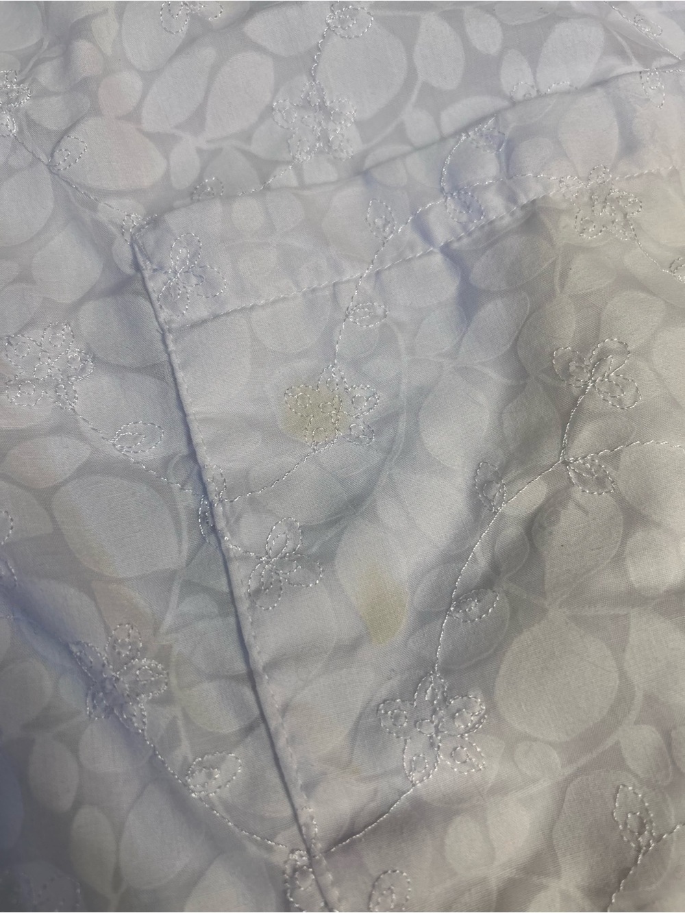 koi White Scrub Top with white floral print size XL - Picture 5 of 9